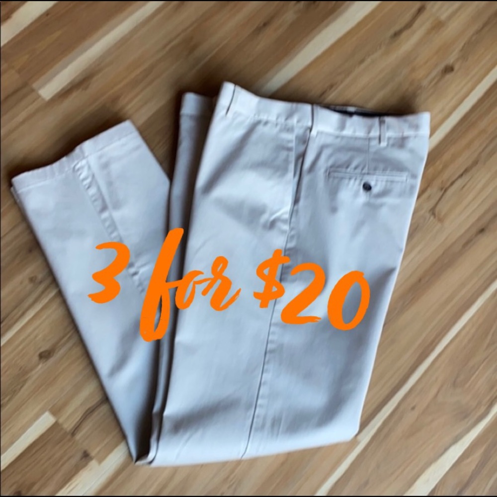 🛍 3 for $20🛍 Dockers Men’s  Workday Khaki Pants